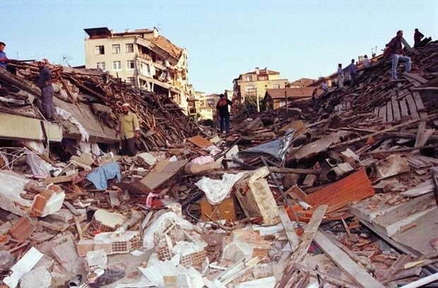 Hafızalardan silinemeyen 17 Ağustos depremi