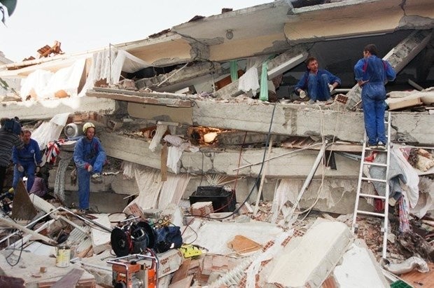 Hafızalardan silinemeyen 17 Ağustos depremi