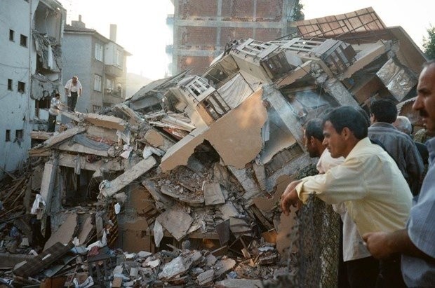 Hafızalardan silinemeyen 17 Ağustos depremi