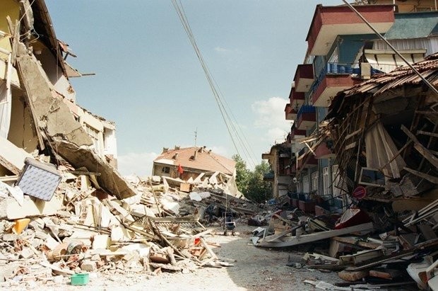 Hafızalardan silinemeyen 17 Ağustos depremi