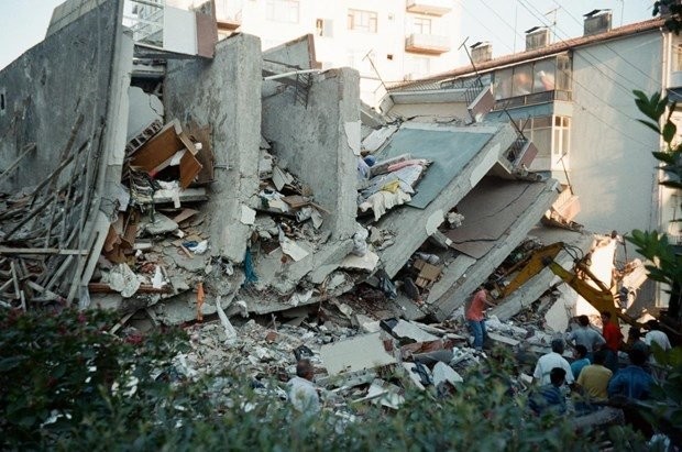 Hafızalardan silinemeyen 17 Ağustos depremi