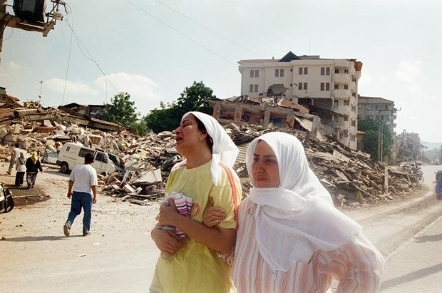 Hafızalardan silinemeyen 17 Ağustos depremi