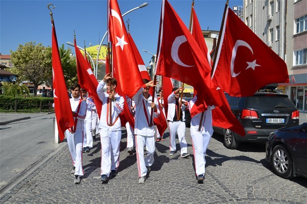 Tüm yurtta Zafer Bayramı kutlanması