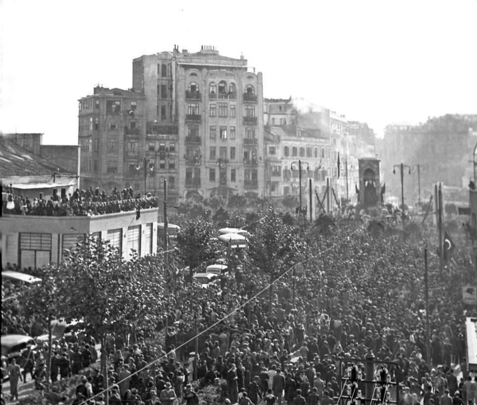 30 Ağustos'un görülmemiş tarihi fotoğrafları