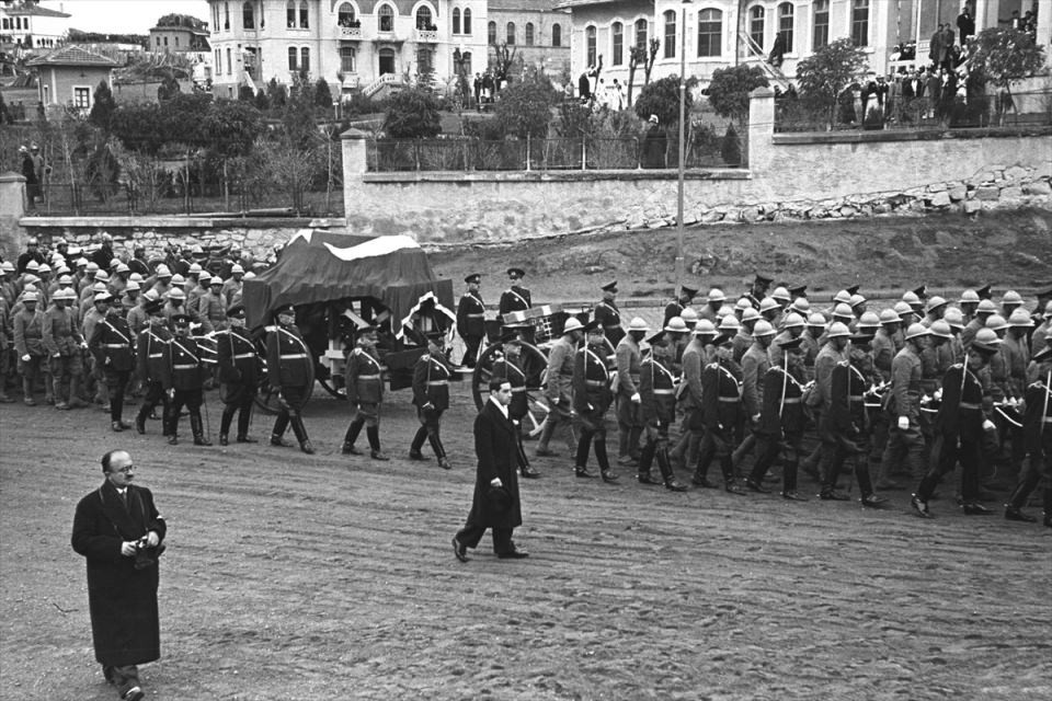 30 Ağustos'un görülmemiş tarihi fotoğrafları