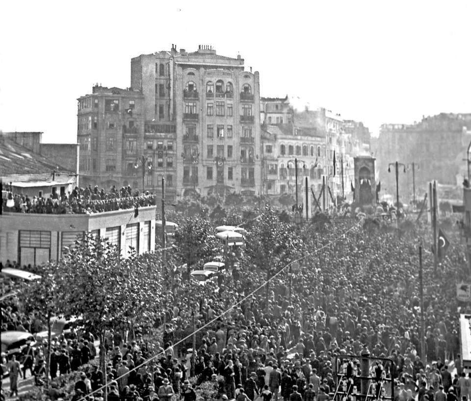 30 Ağustos'un görülmemiş tarihi fotoğrafları