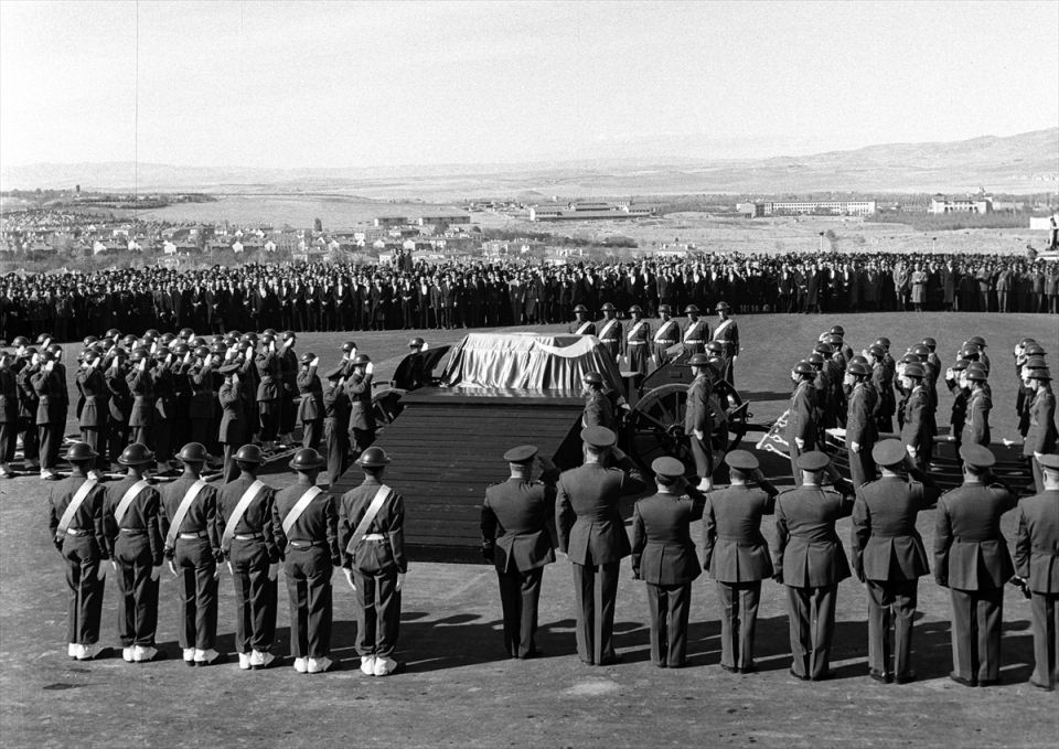 30 Ağustos'un görülmemiş tarihi fotoğrafları