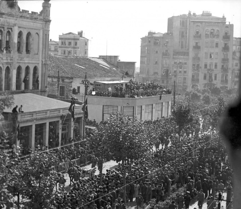 30 Ağustos'un görülmemiş tarihi fotoğrafları