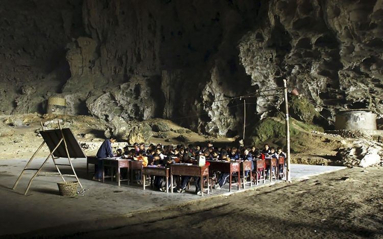 Çin'de keşfedilen yeraltı kenti görenleri büyülüyor