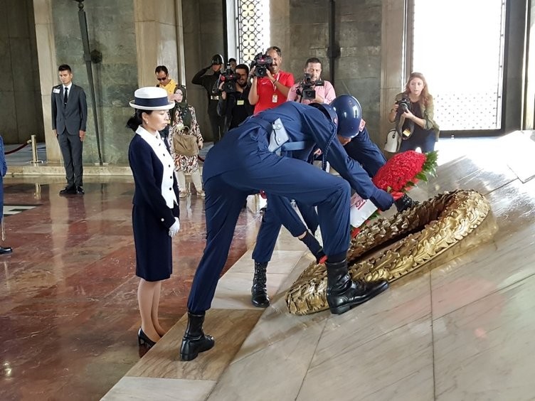 Japonya Prensesi Anıtkabir'i ziyaret etti