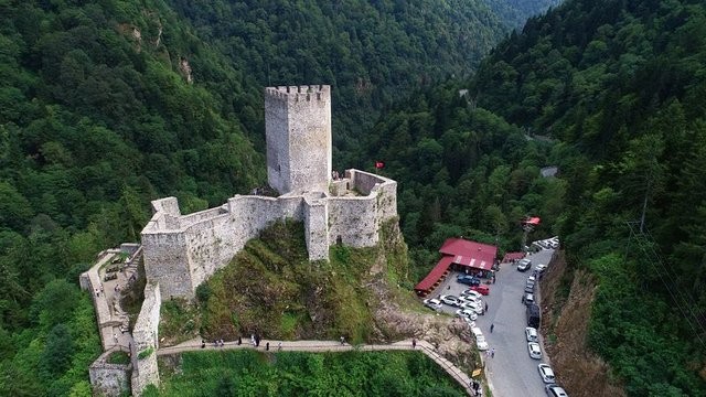 Türkiye'nin en görkemli kaleleri