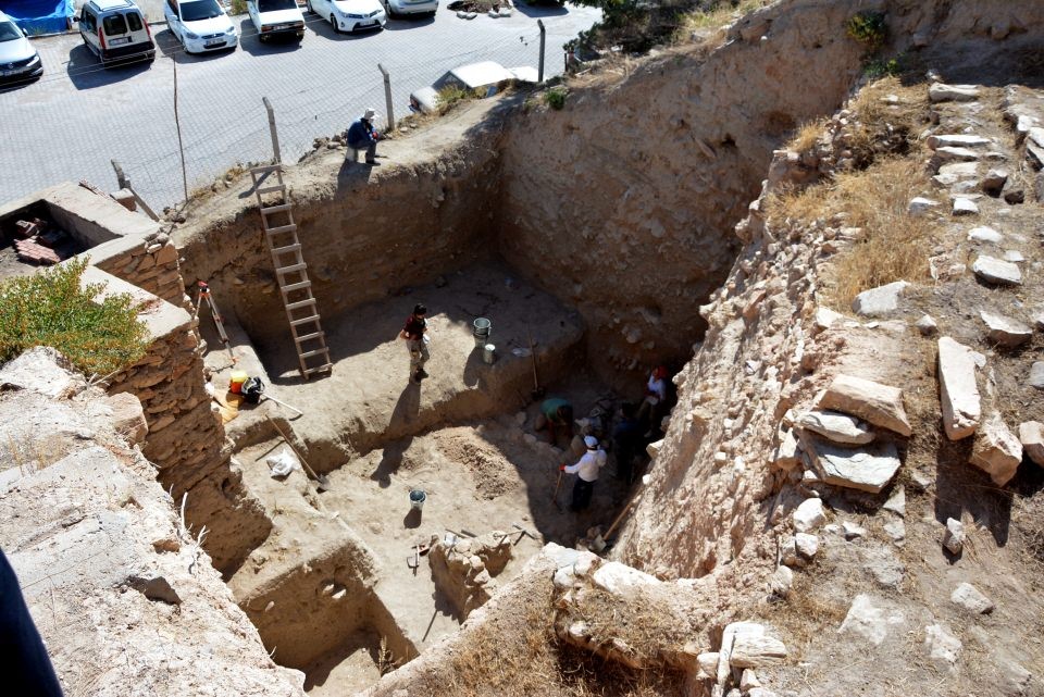 800 yıllık Ahi ocakları bulundu