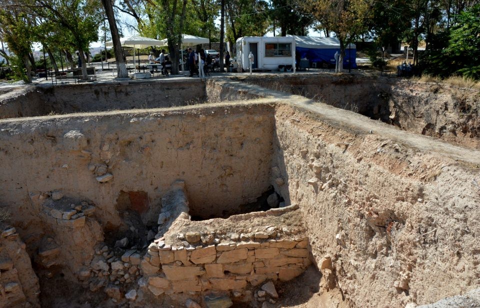 800 yıllık Ahi ocakları bulundu