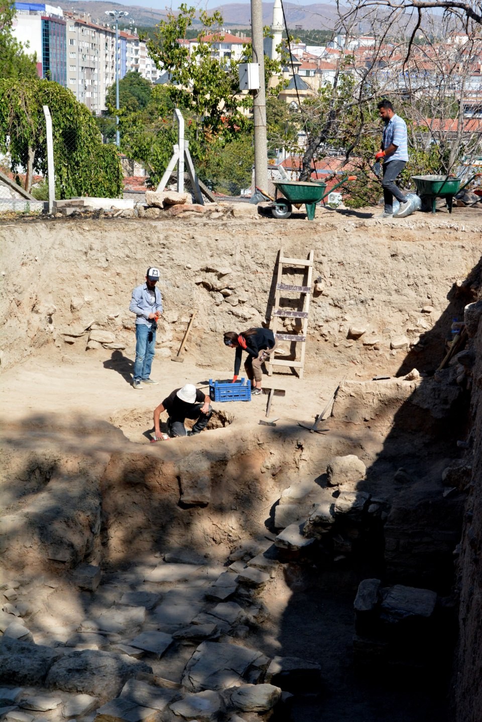 800 yıllık Ahi ocakları bulundu