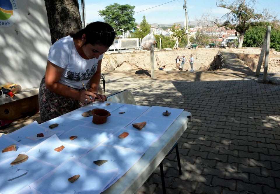 800 yıllık Ahi ocakları bulundu