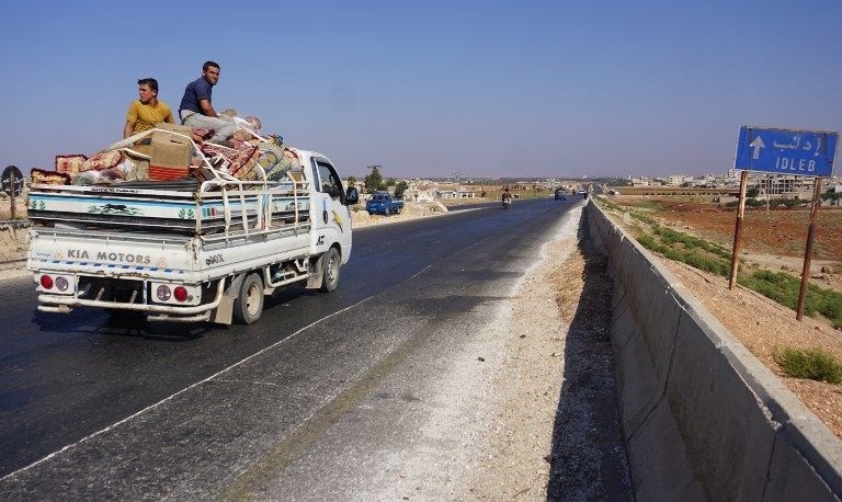 İdlib'de 30 bin kişi evlerini terk etti