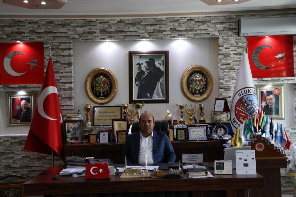 İlçede başkan, merada çoban