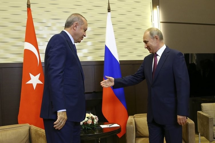 Putin, Erdoğan'ı Soçi'de böyle karşıladı 