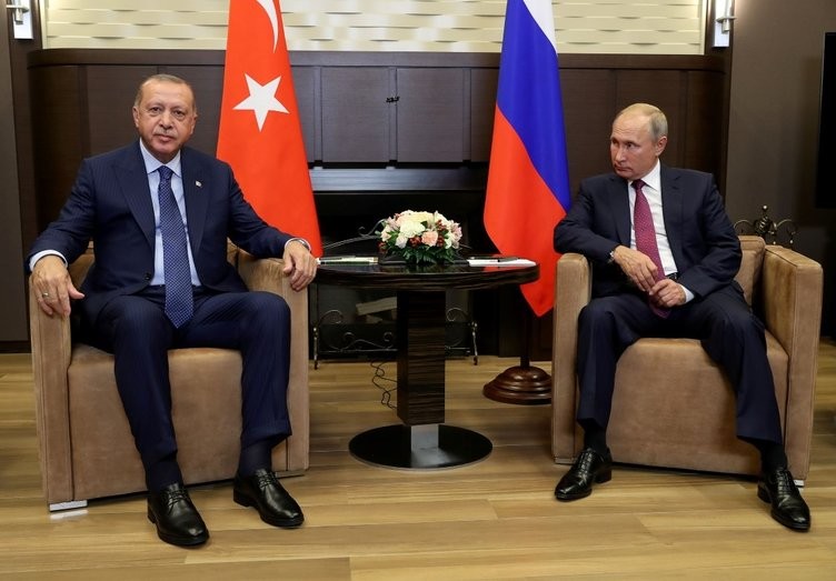 Putin, Erdoğan'ı Soçi'de böyle karşıladı 