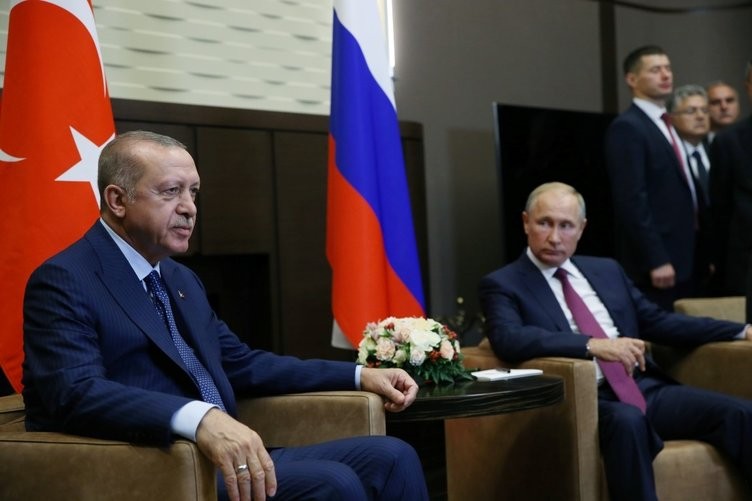 Putin, Erdoğan'ı Soçi'de böyle karşıladı 