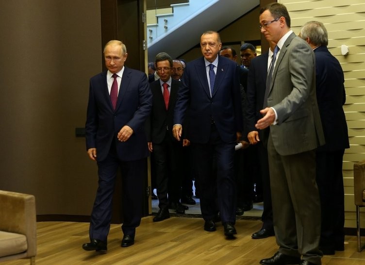 Putin, Erdoğan'ı Soçi'de böyle karşıladı 