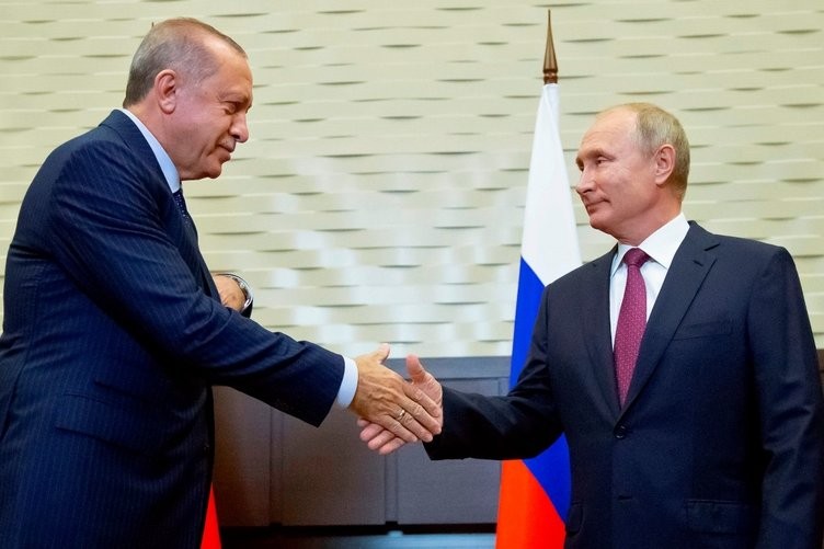 Putin, Erdoğan'ı Soçi'de böyle karşıladı 