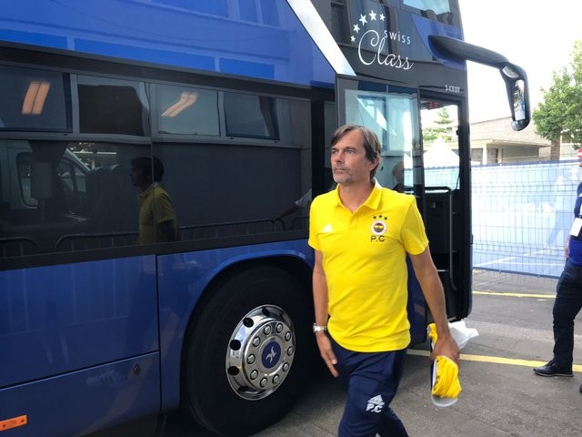 Fenerbahçeli taraftarlardan Cocu isyanı