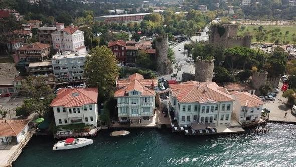 İstanbul Boğazı'nda satılık 60 yalı