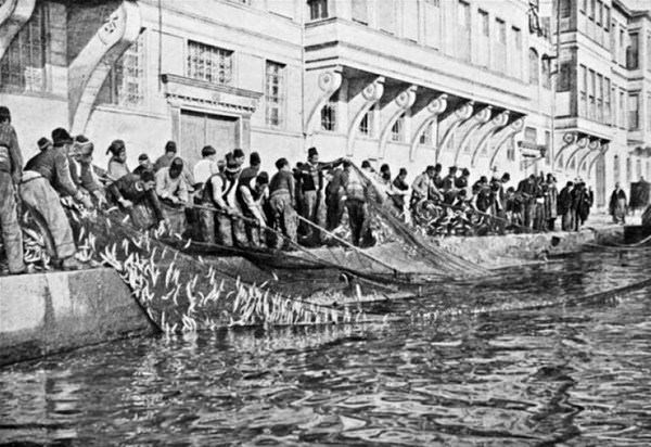 Arşivden çıkan eski İstanbul fotoğrafları