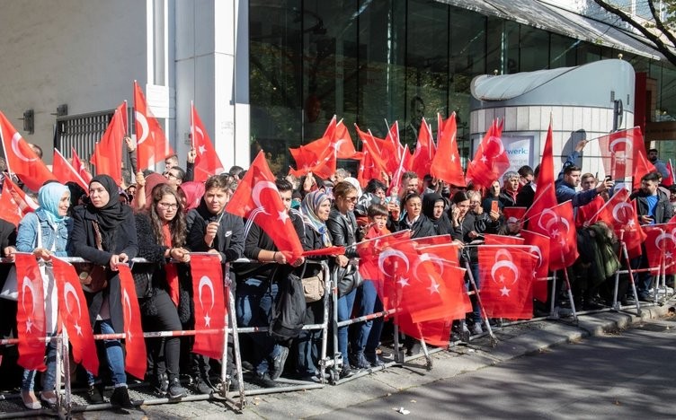  Erdoğan Steinmeier tarafından böyle karşılandı