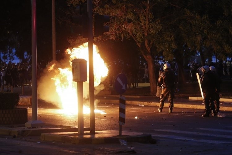 Yunanistan'da olaylı 'Makedonya' gösterisi