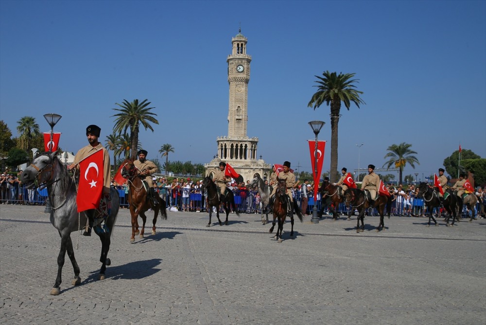 İzmir'in düşman işgalinden kurtuluşunun 96. yıl dönümü