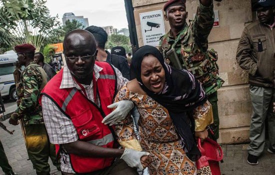 Nairobi'de otele bombalı, silahlı saldırı: 14 ölü