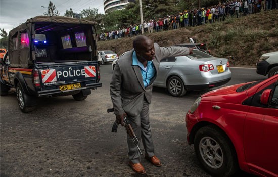 Nairobi'de otele bombalı, silahlı saldırı: 14 ölü