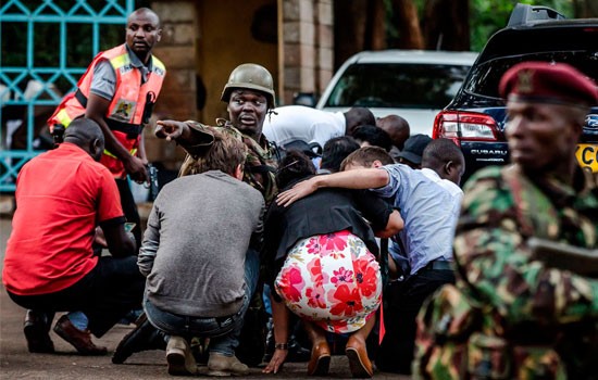 Nairobi'de otele bombalı, silahlı saldırı: 14 ölü