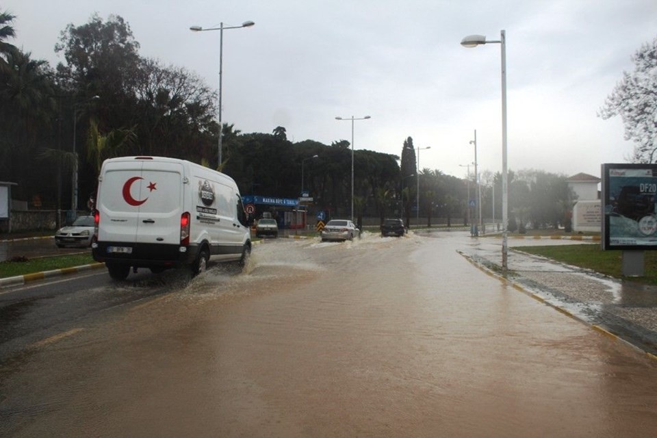 Ünlü tatil beldesi Venedik'e döndü