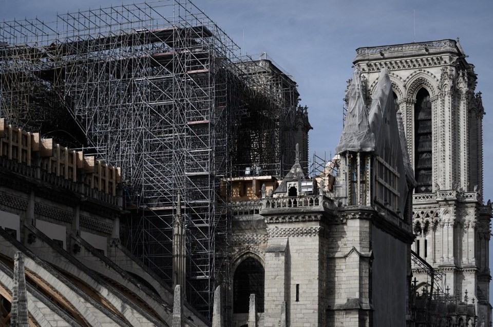 Notre Dame Katedrali'nde son durum