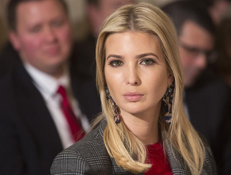 Ivanka Trump'ın gözü babasının koltuğunda