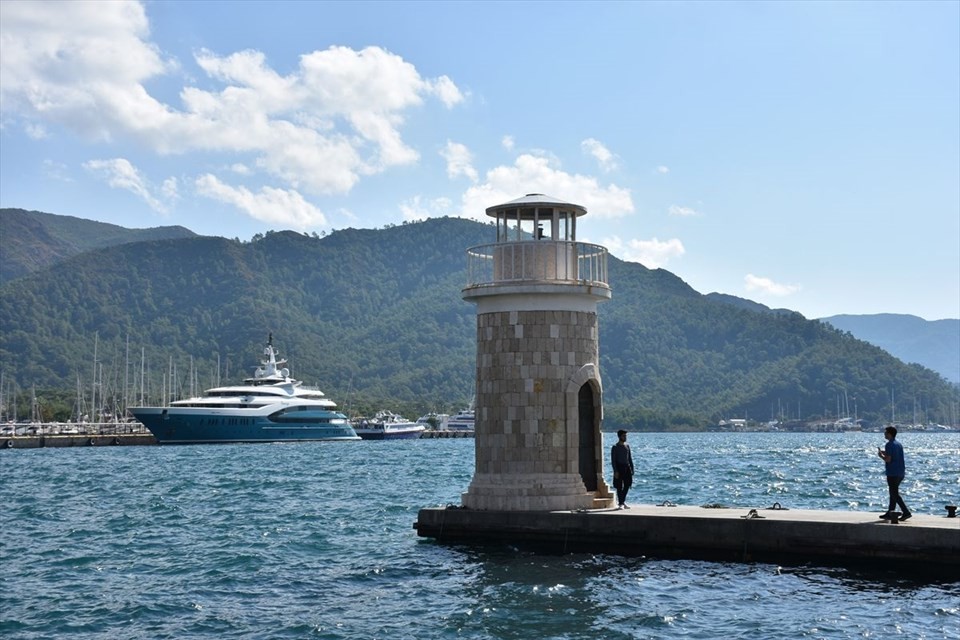 Mega lüks yat Sunrays Marmaris'te