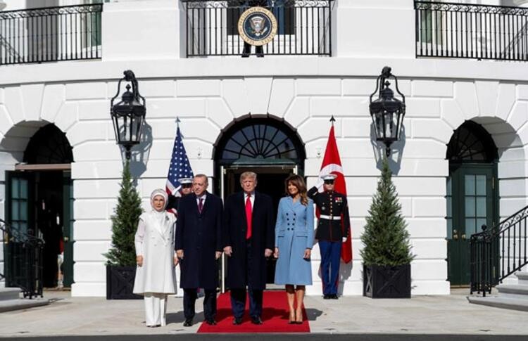 Trump, Cumhurbaşkanı Erdoğan ile çekilmiş aile fotoğrafını paylaştı!