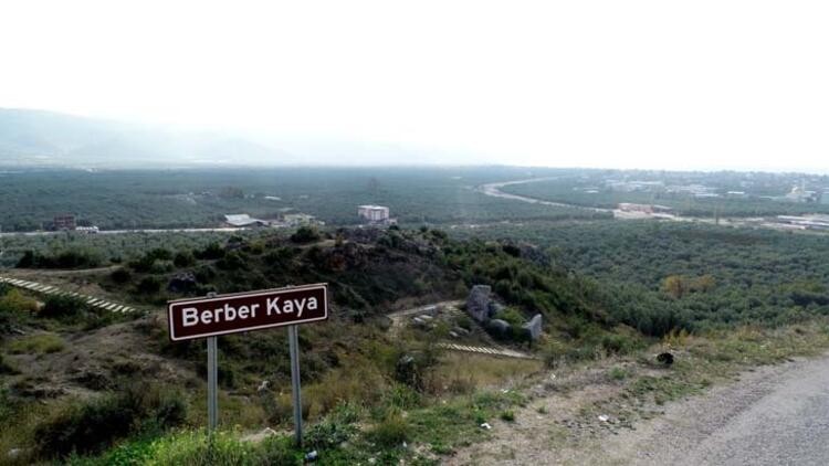 Yol çalışmasında 2 bin yıllık lahit bulundu