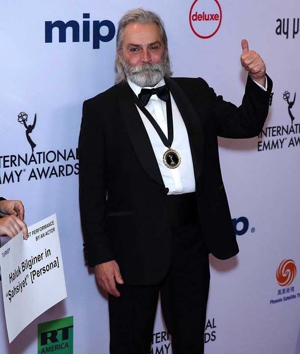 Haluk Bilginer'e Uluslararası Emmy ödülü