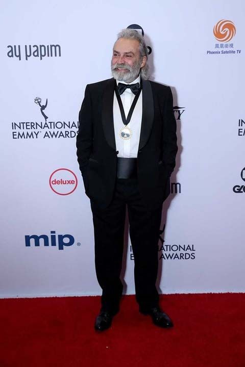 Haluk Bilginer'e Uluslararası Emmy ödülü