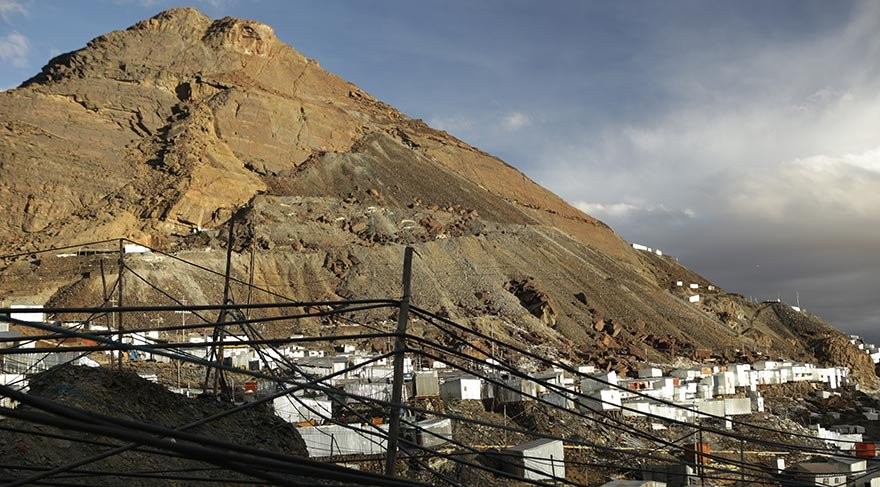 Dünyanın en yüksekteki yerleşim merkezi La Rinconada