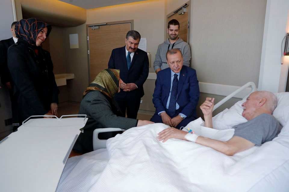 Cumhurbaşkanı Erdoğan eski Adalet Bakanı Kazan'ı ziyaret etti