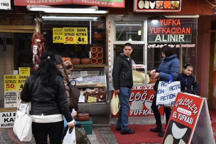 Alışveriş için Türkiye'ye akın ediyorlar