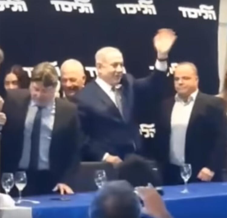 Gizli servis Netanyahu'yu kaçırdı