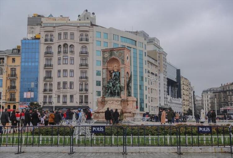 Taksim'de yoğun güvenlik önlemleri