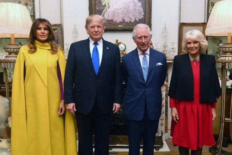 Buckingham'daki resepsiyona yine çorapları damga vurdu