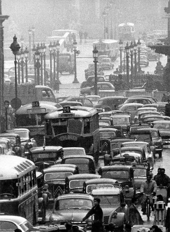 Dünyanın farklı şehirlerinde bir zamanlar trafik